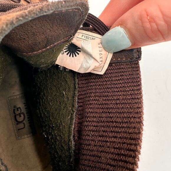 UGG Women's Brown Suede Leather Cayli Duck Boot Shoes Size 7 - Picture 10 of 10